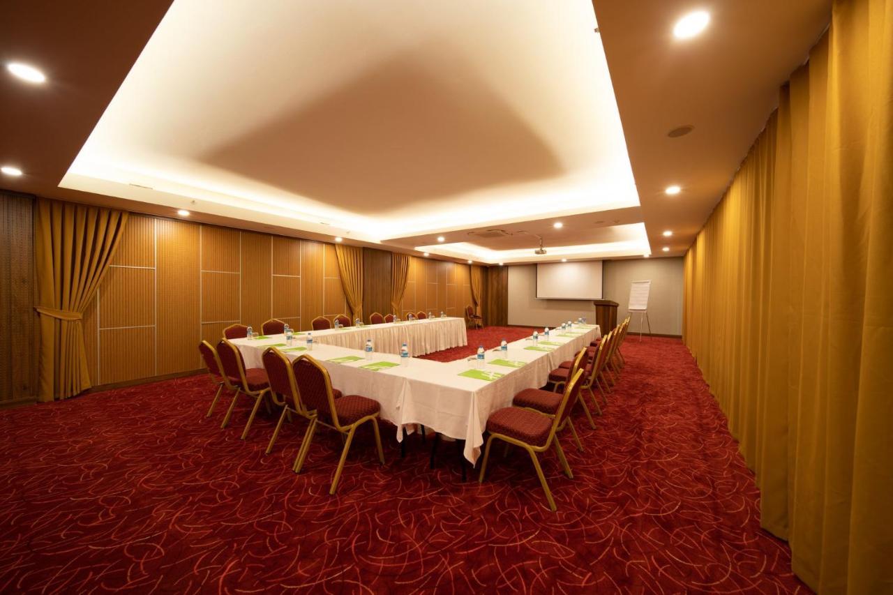 Holiday Inn - Trabzon-East By Ihg Экстерьер фото
